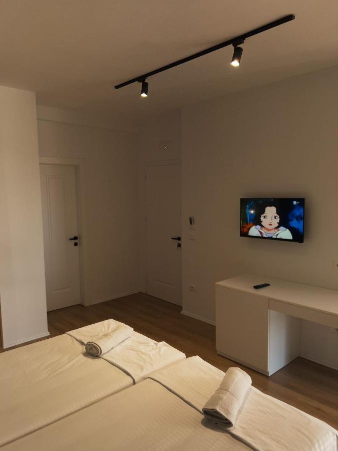 Hotel Capital Center 5*