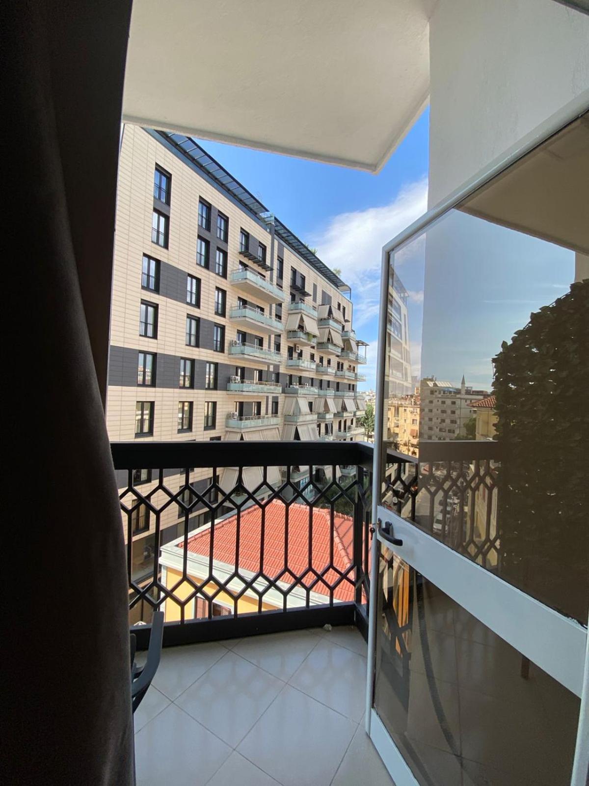 Hotel Capital Center 5*