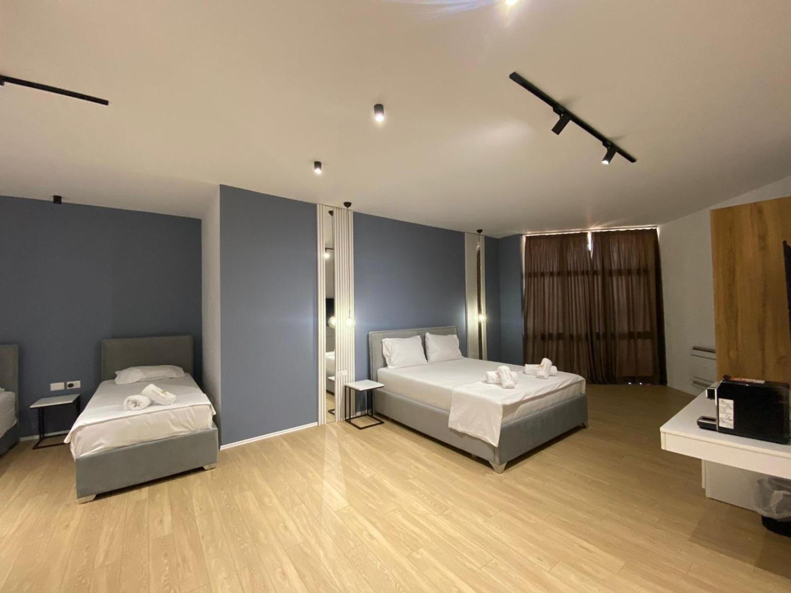 Hotel Capital Center